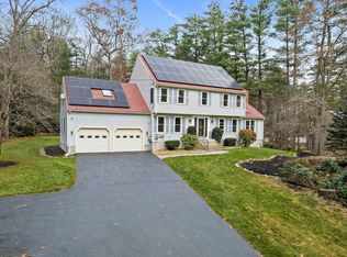 42 Proctor St, Hopkinton, MA 01748
