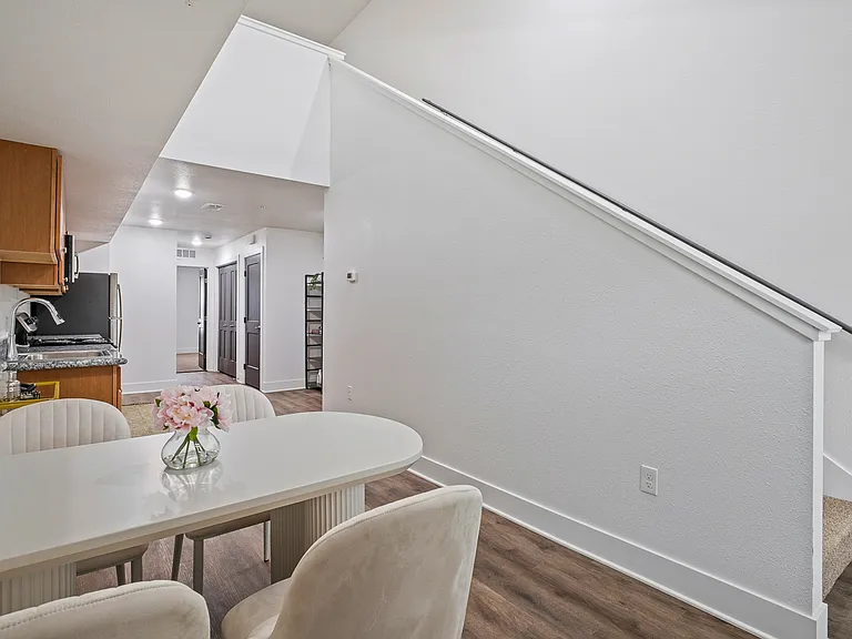 Coopers Landing Apartments — Photo 10