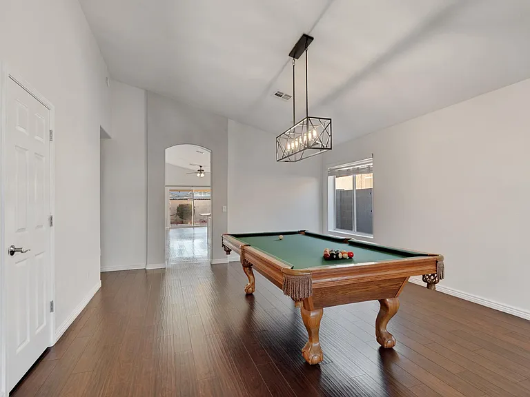 5912 S Brittany Ln — Photo 6