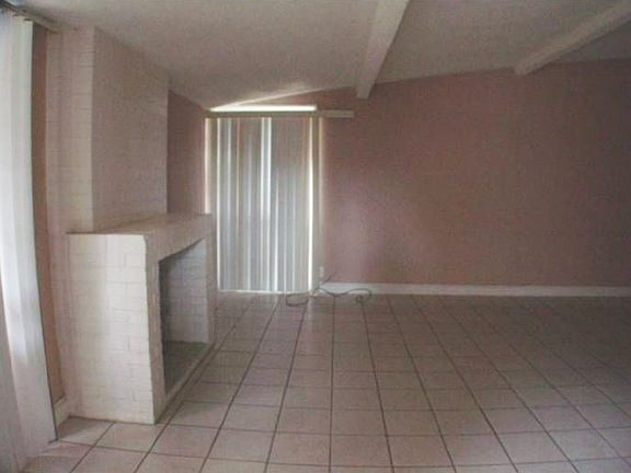 3rd image of 2107 62nd Ave