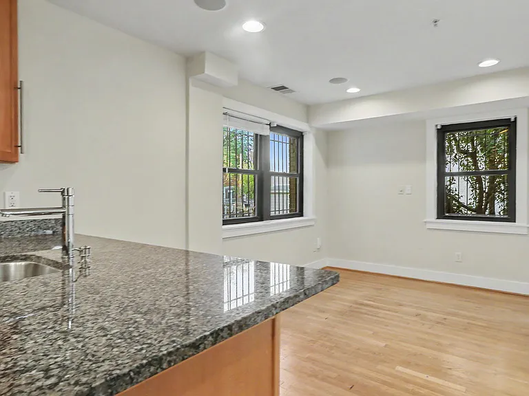 1300 K St SE #103 — Photo 23