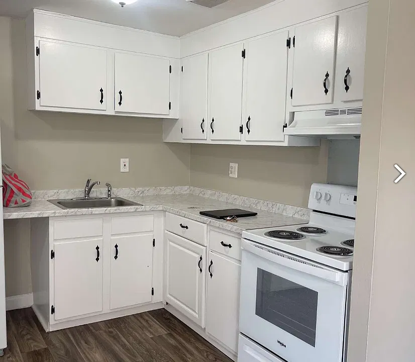 44 Silver Ln #12