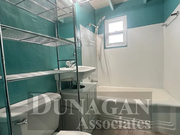 505 N Halagueno St #B — Photo 5