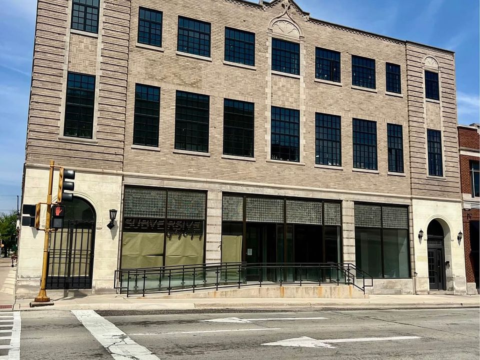 Building Photo 4