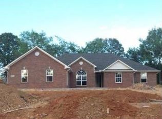 16886 Woodhaven Dr, Athens, AL 35613