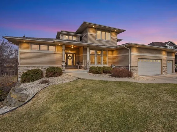 1918 Corinth Dr, Sun Prairie, WI 53590