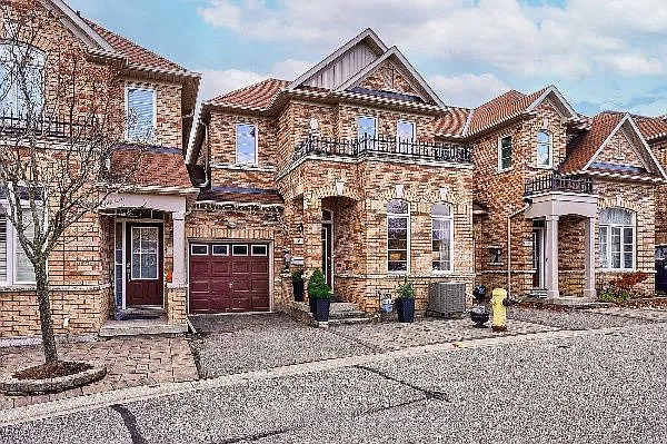 3 bed, $3,300 — Photo 1