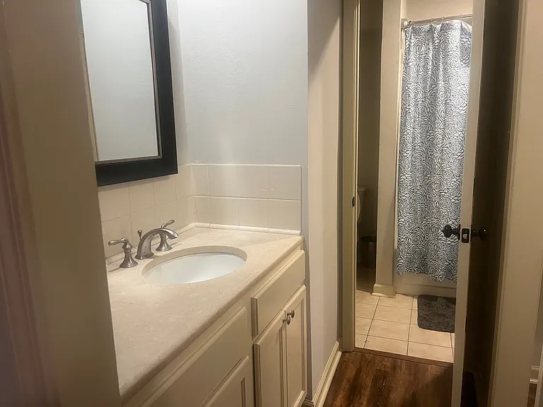 15931A Woodlawn Acres Ave — Photo 8