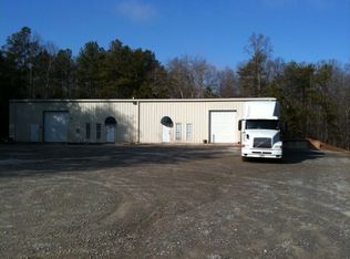 1613 Gibbs Dr, Gainesville, GA 30507