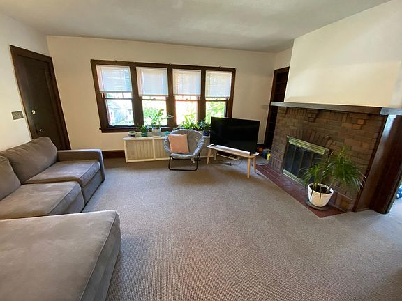 3rd image of 1892 Lincoln Ave #2