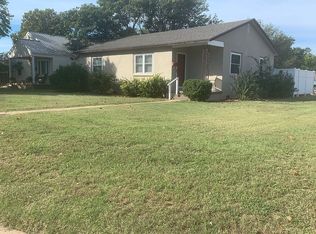 523 N 10th Ave, Fairview, OK 73737