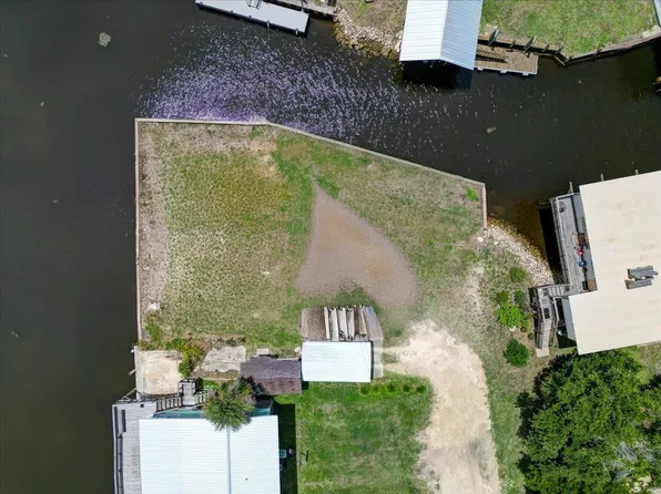 165 Kingfisher Rd, Perry, FL 32348