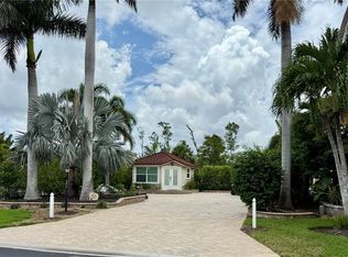 4826 Southern Breeze DR, NAPLES, FL 34114