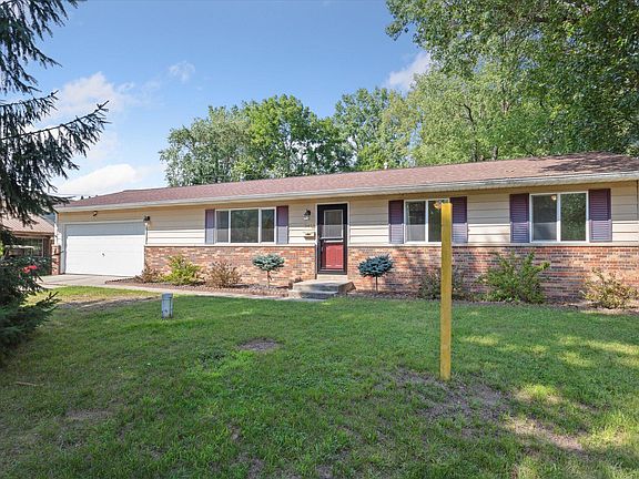 5th image of 2455 Rebecca Ln