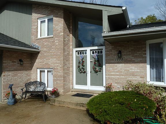 2nd image of 13338 Oakwood Dr