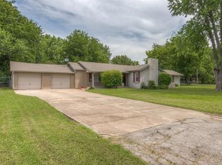 5015 E 33rd St, Tulsa, OK 74135