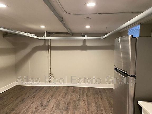 2nd image of 1075-1085 N Clarkson St #13