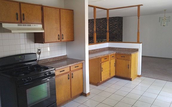 3rd image of 1137 Westchester Dr