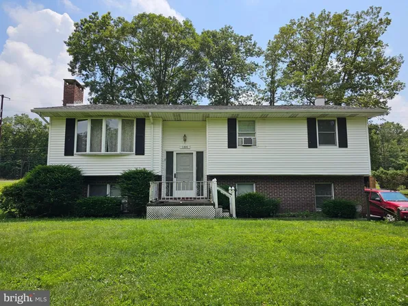 184 Greco Ln, Mount Carmel, PA 17851