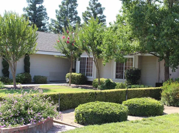 552 W Minarets Ave, Clovis, CA 93611
