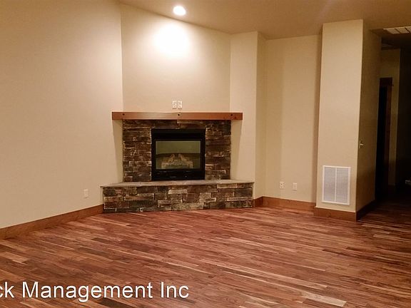 2nd image of 3144 S 27th Ave