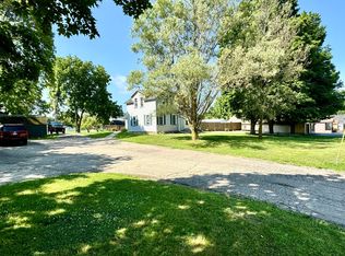 518 E Main St, Fremont, MI 49412