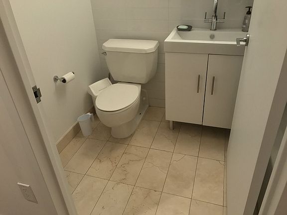 5th image of 20 Exchange Pl APT 322