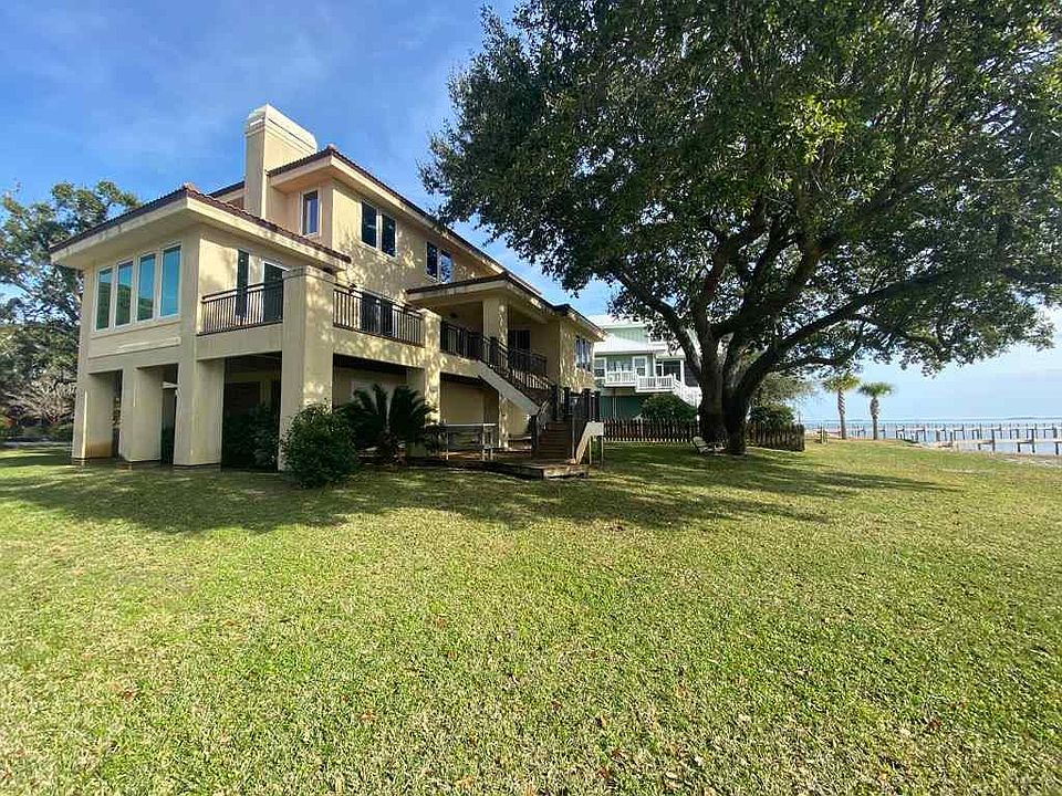 1st image of 4545 Sabine Dr