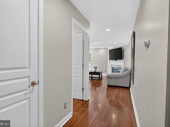 4th image of 177 Wildflower Pl
