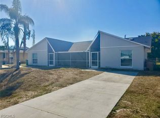 924-926 Andalusia Blvd, Cape Coral, FL 33909