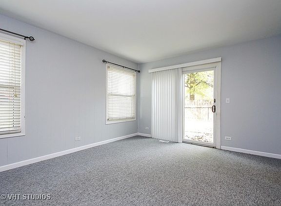 5th image of 922 Voyager Dr