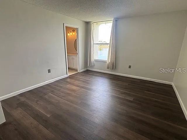 528 Orange Dr #26 — Photo 10