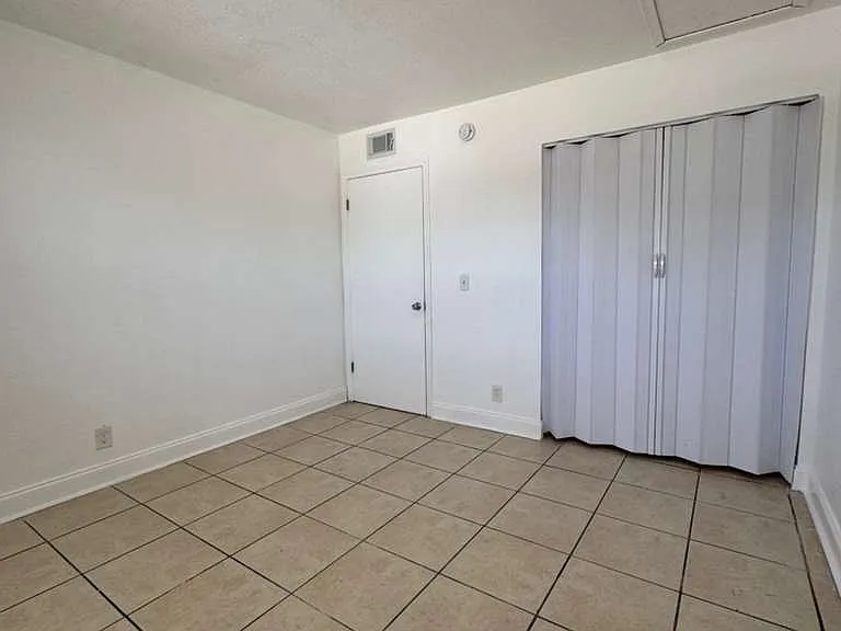 3375 Avenue J — Photo 6