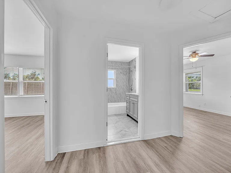 4900 S Lakewood Dr — Photo 19