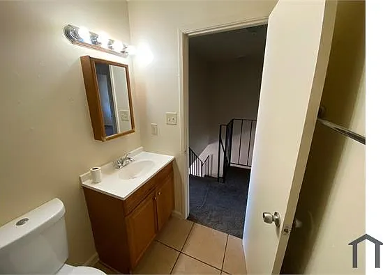 4223 Weymouth Ln — Photo 17