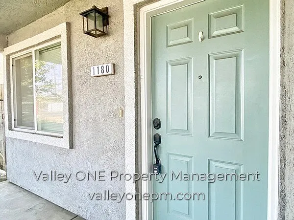 1180 E Monte Vista Ave — Photo 7