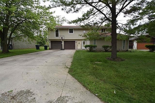 1st image of 204 W Charter Dr