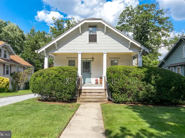 329 S Washington Ave, Moorestown, NJ 08057