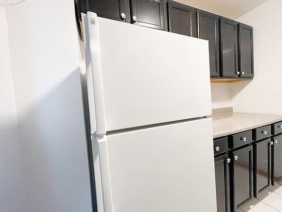 4th image of 1625 Rockaway Pkwy #70