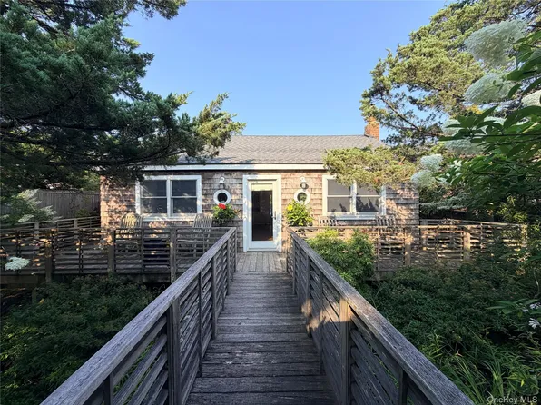 101 Greene Avenue, Cherry Grove, NY 11782