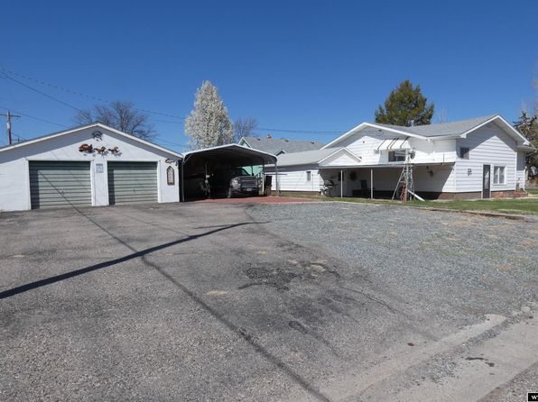 289 S Dakota Ave, Guernsey, WY 82214
