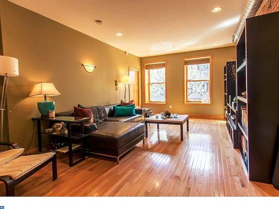 3rd image of 625 Bainbridge St Unit 3