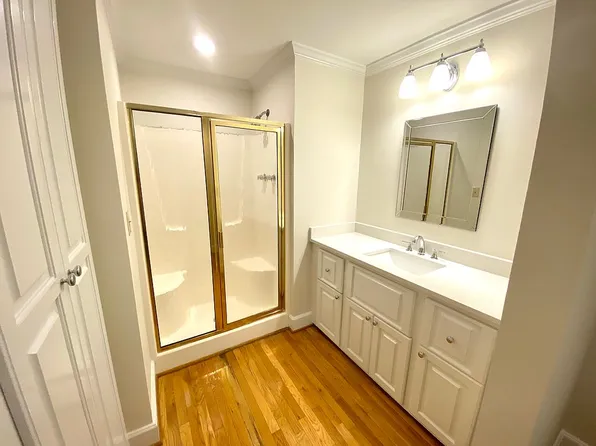 100 Sunset Blvd APT 602, West Columbia, SC 29169