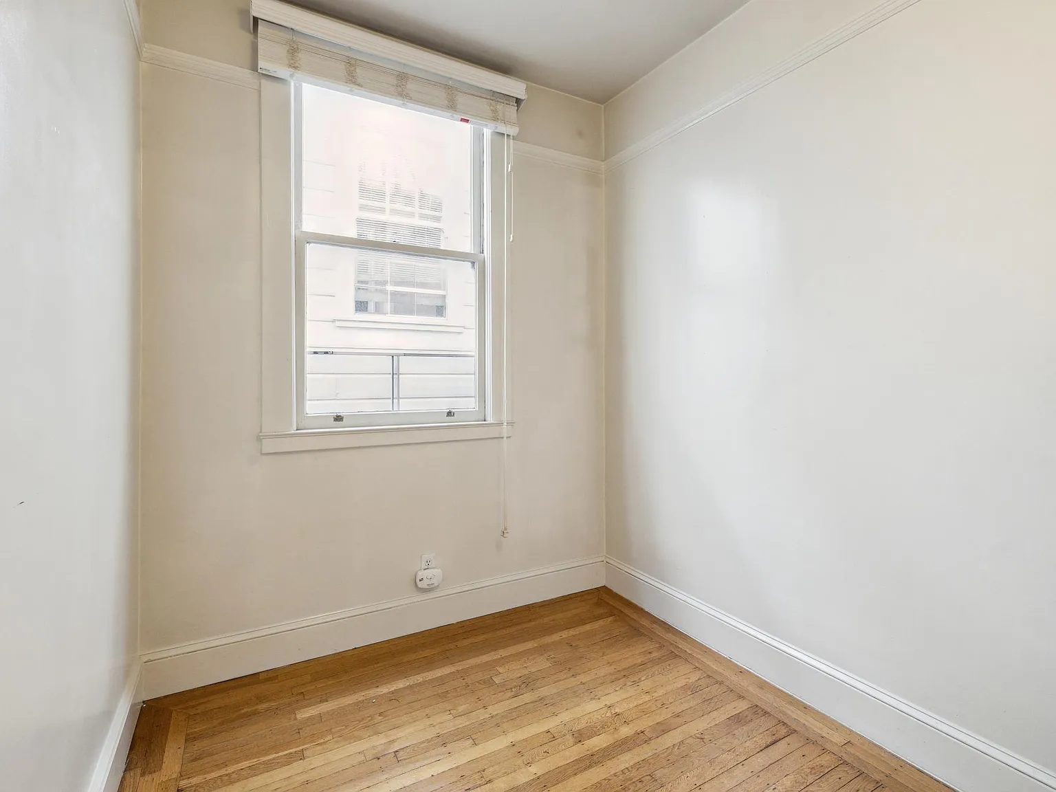 2700 Polk St — Photo 3