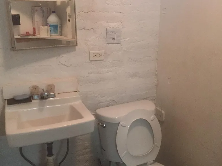 7 Villa Virginia St #A — Photo 9