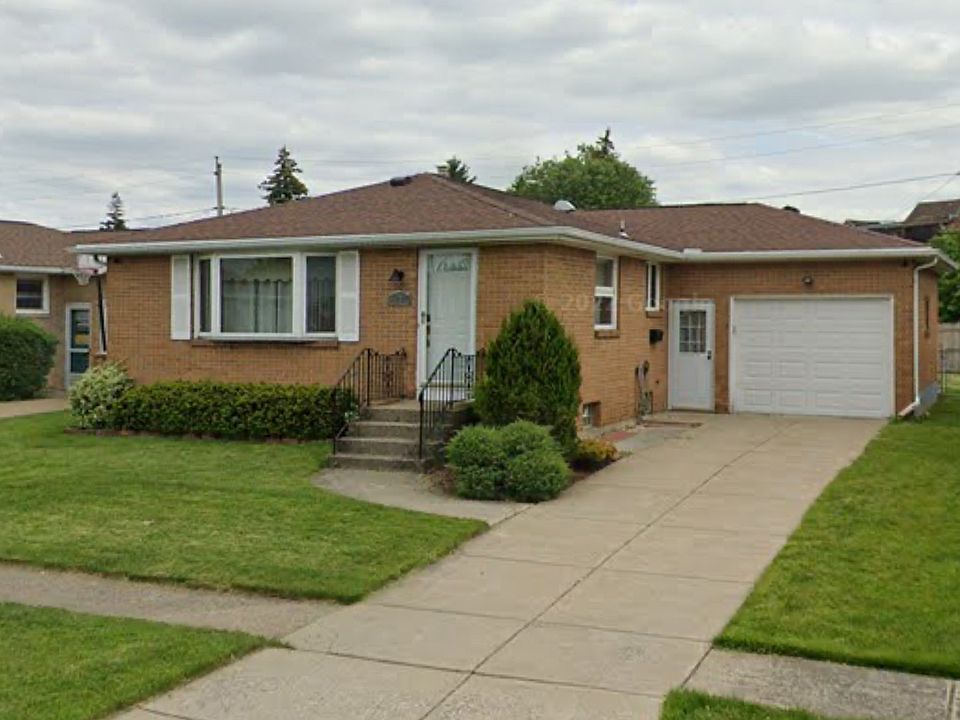 1st image of 49 Fairelm Ln