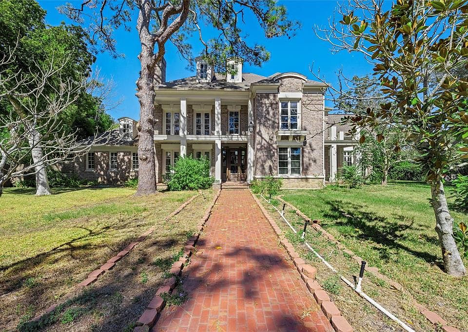 1st image of 2501 Carrington Street