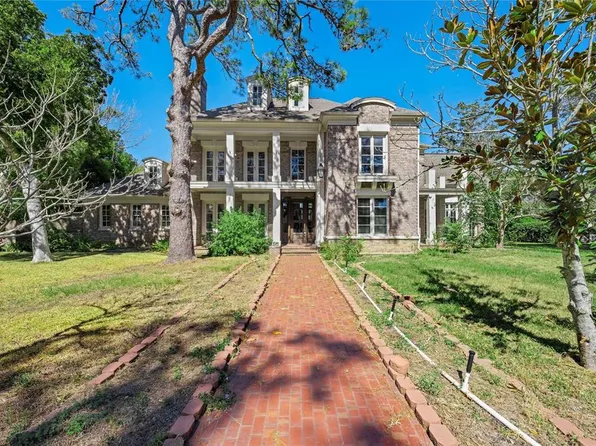 2501 Carrington Street, Bay City, TX 77414
