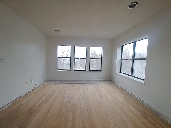 2nd image of 2704 Benton Blvd APT 3S