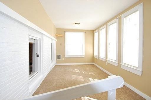 5th image of 7 Charles St #B